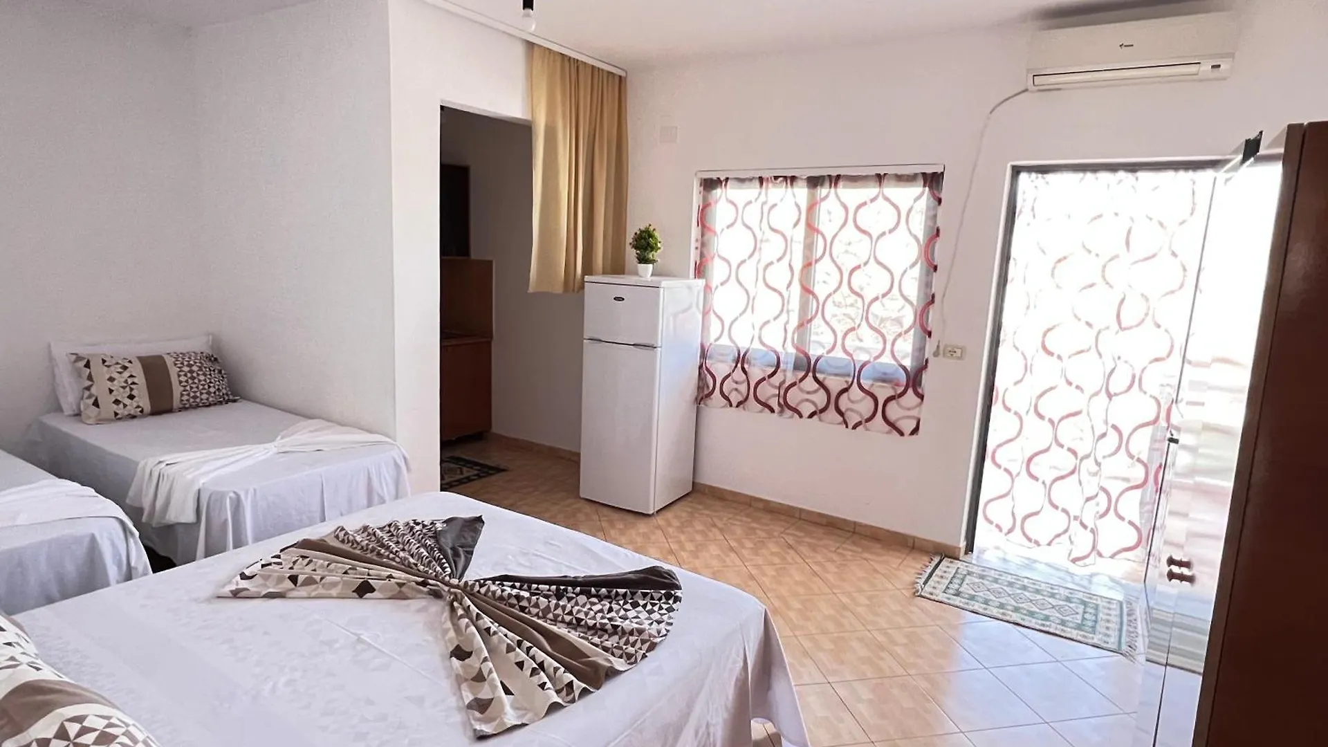 Hotel Mani 2 Velipojë Albania