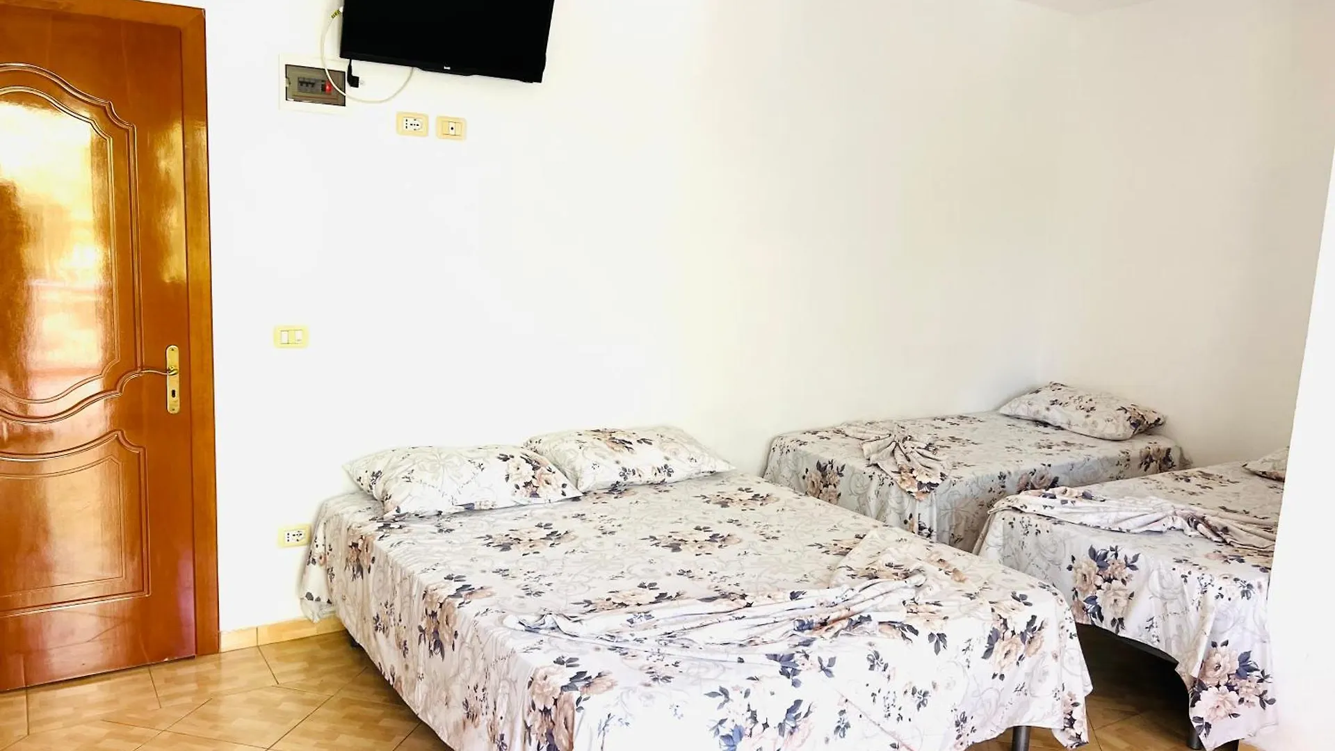 ***  Hotel Mani 2 Velipojë Albania